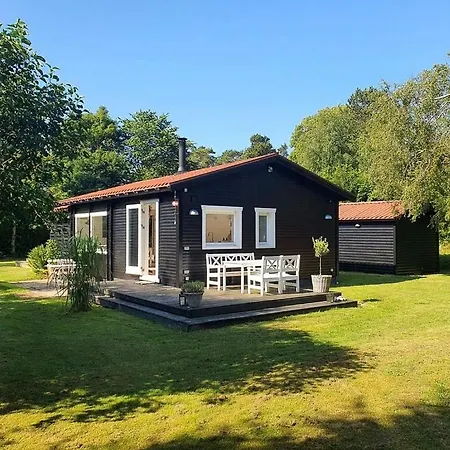 Ferienhaus With Shelter Near *
